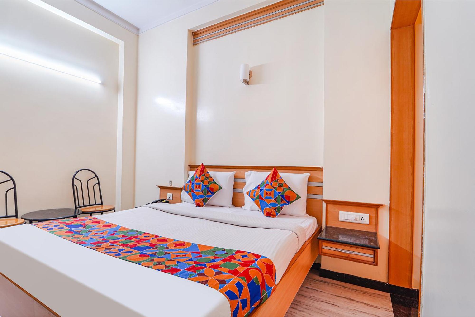 Fabhotel Ess Paradise - Nr Bus Stand Coimbatore Bagian luar foto