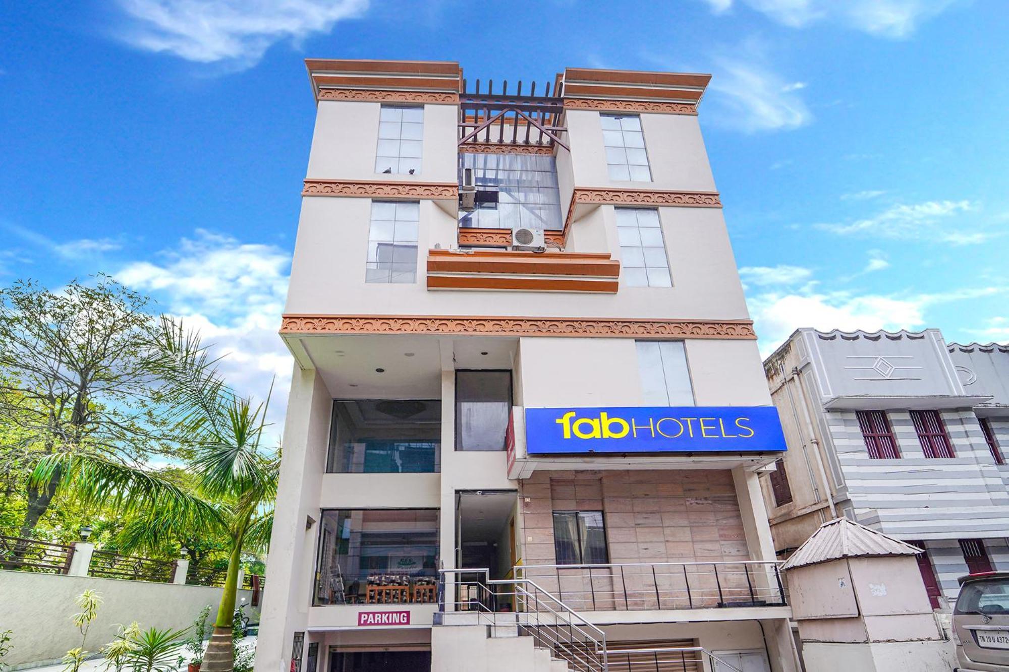 Fabhotel Ess Paradise - Nr Bus Stand Coimbatore Bagian luar foto